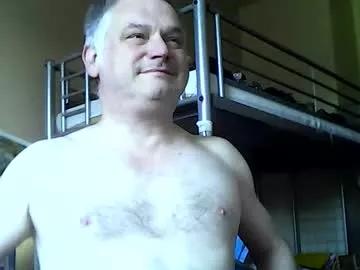 englishguysurrey from Chaturbate is Freechat