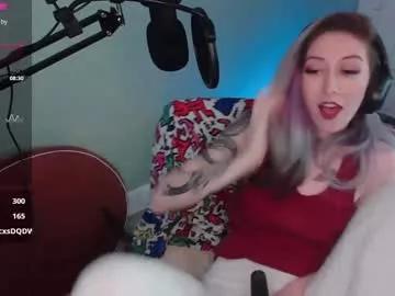 lovelylittlelucyy from Chaturbate is Freechat