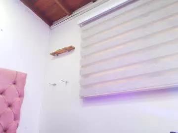 sharlott_kiss from Chaturbate is Freechat