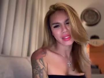 therealqueenkylie from Chaturbate is Freechat
