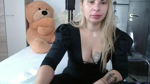 andreeasquirt from Cherry is Freechat