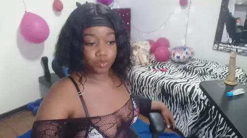 carolainebony from Cherry is Freechat