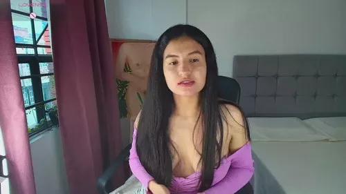 chloesanchez from Cherry is Freechat