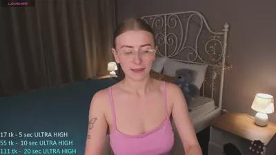 emilyapril from Cherry is Freechat