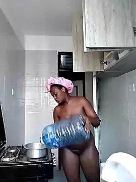 Africancaramel-45 from StripChat is Freechat