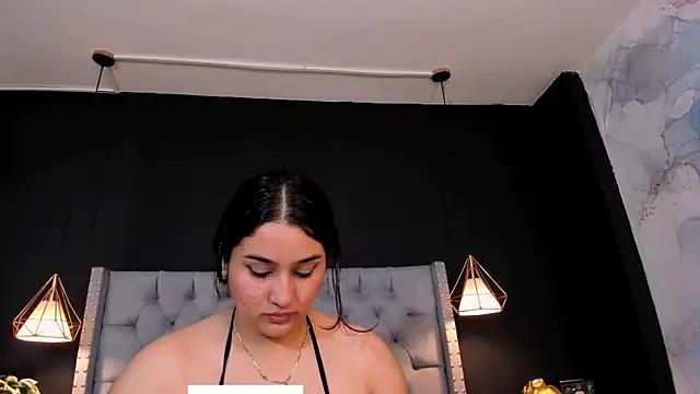 AlexaMora_ from StripChat is Freechat