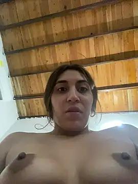 bigasssweet_2 from StripChat is Freechat