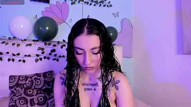 CherryyHoneyy from StripChat is Freechat