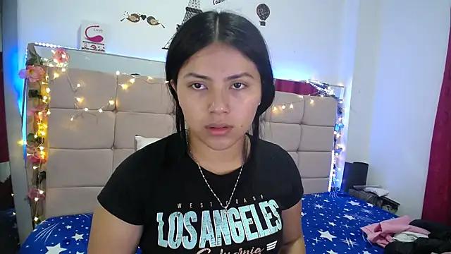 CRISTAL-COOPER from StripChat is Freechat