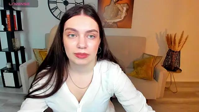 DaniellaLovely from StripChat is Freechat