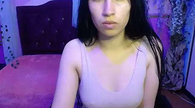 GraceSquirtExtrem from StripChat is Freechat