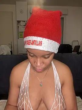 Lunasensualedelisla from StripChat is Freechat