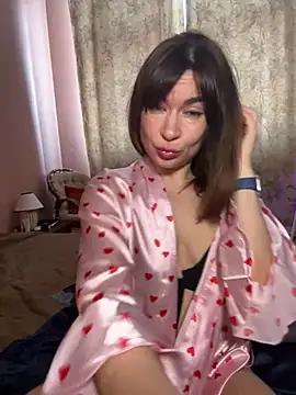 MaryKiitty from StripChat is Freechat