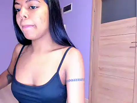 miah_lopez_ from StripChat is Freechat