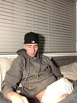 MikesWood21 from StripChat is Freechat