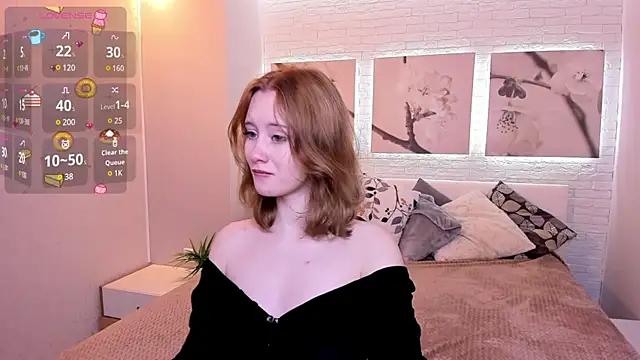 MonicaPerryy from StripChat is Freechat