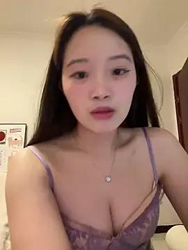 rose-u from StripChat is Freechat