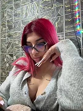 StarFireY from StripChat is Freechat