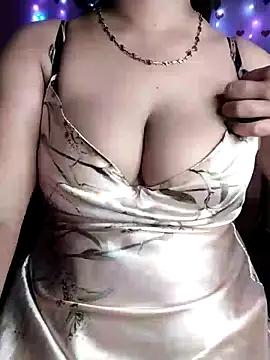 west_jaisminn from StripChat is Freechat